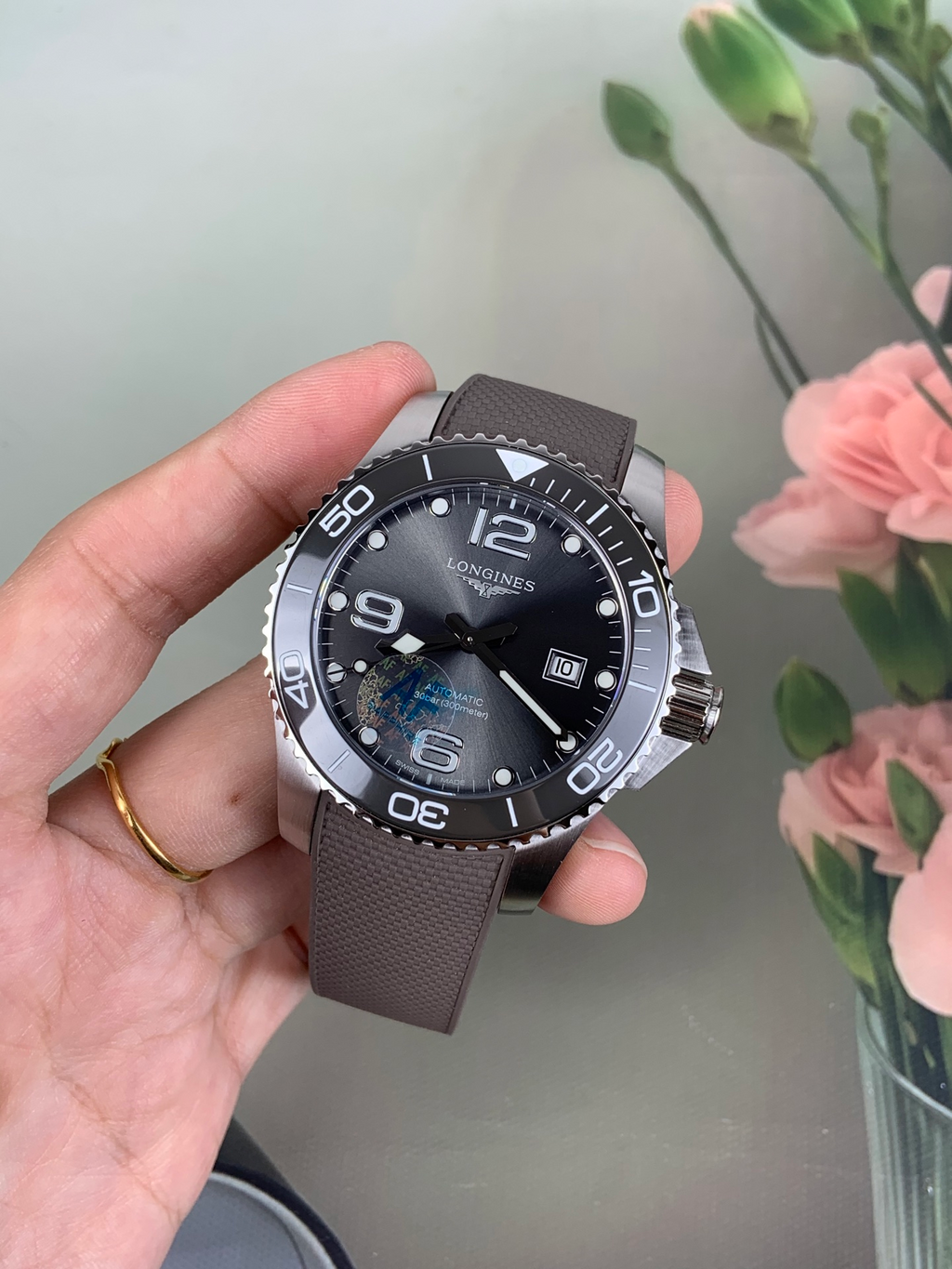 Longines HydroConquest 43mm – Black Dial – Automatic Stainless Steel Dive Watch