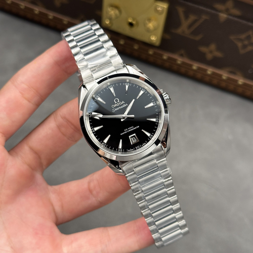 Omega Seamaster Aqua Terra 41mm – Black Dial – Stainless Steel Automatic Watch