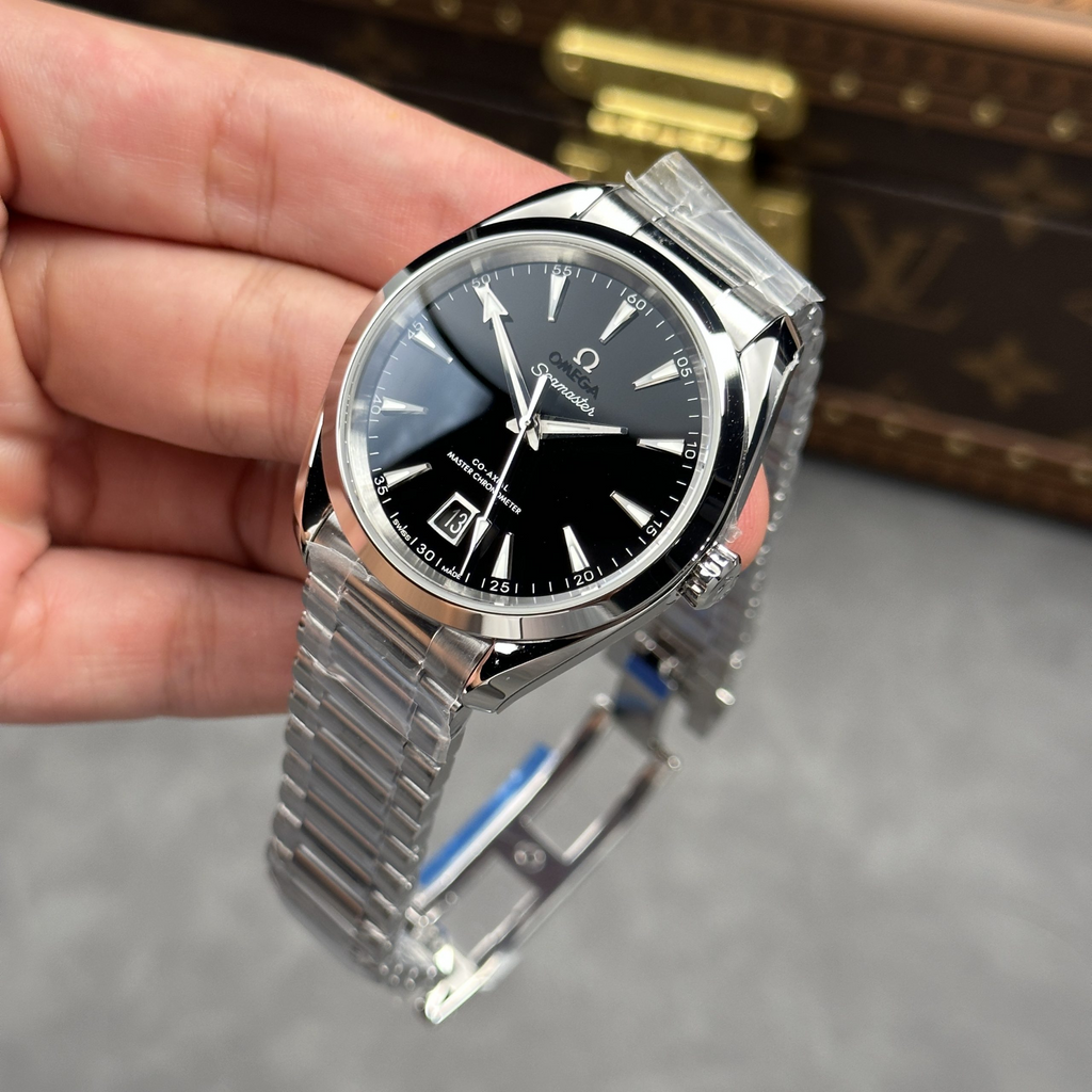 Omega Seamaster Aqua Terra 41mm – Black Dial – Stainless Steel Automatic Watch