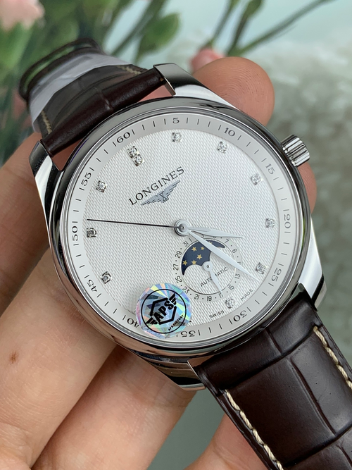 Longines Master Collection Moonphase 40mm – White Textured Dial – Diamond Hour Markers