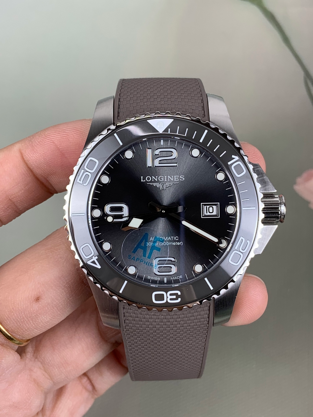 Longines HydroConquest 43mm – Black Dial – Automatic Stainless Steel Dive Watch