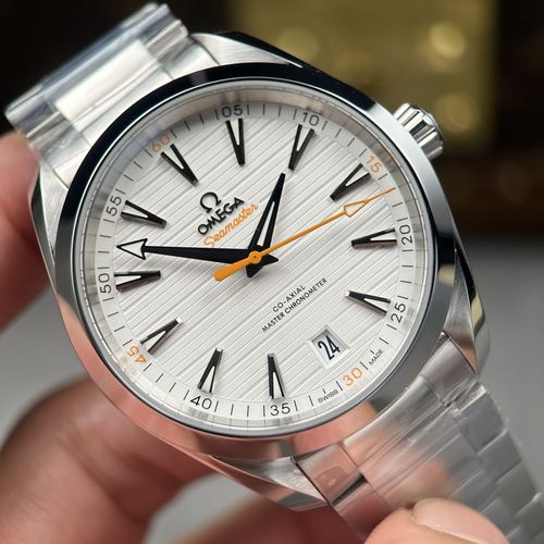 Omega Seamaster Aqua Terra 41mm – White Dial – Stainless Steel Automatic Watch