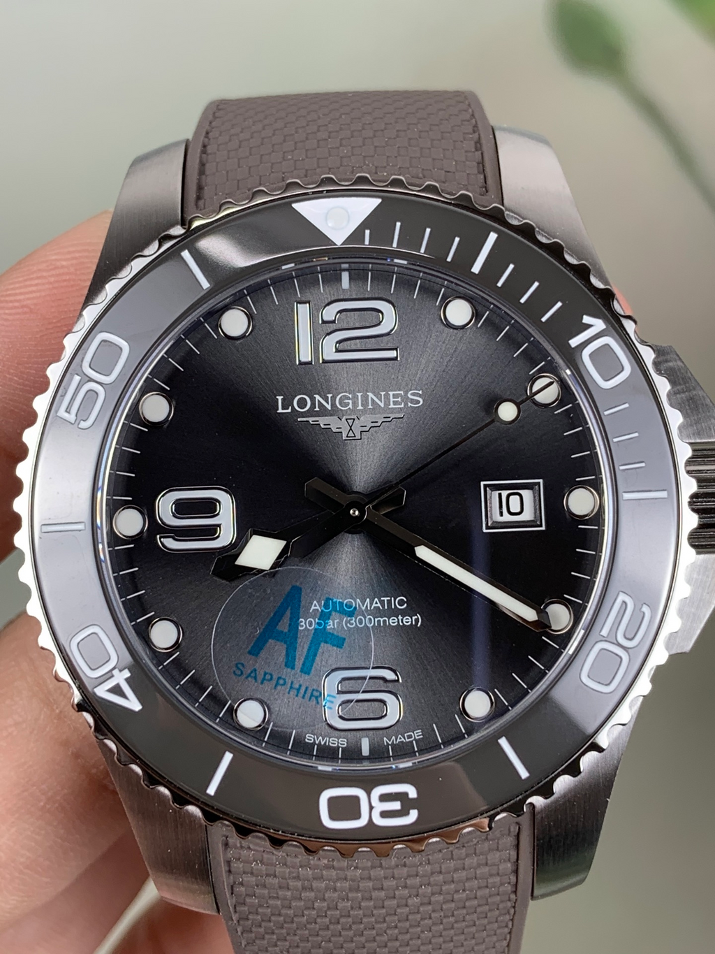 Longines HydroConquest 43mm – Black Dial – Automatic Stainless Steel Dive Watch