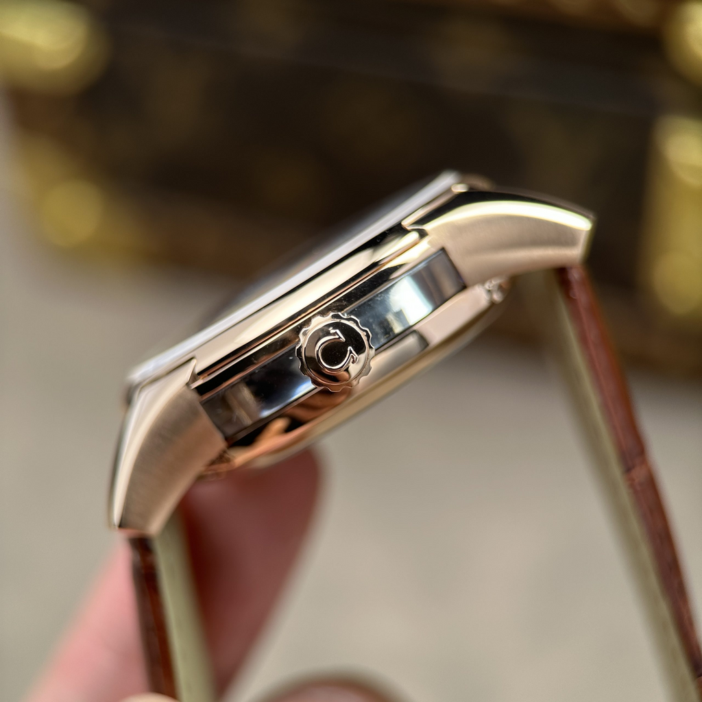 Omega De Ville Hour Vision Co-Axial 41mm – Silver Dial – Rose Gold-Tone Automatic Watch