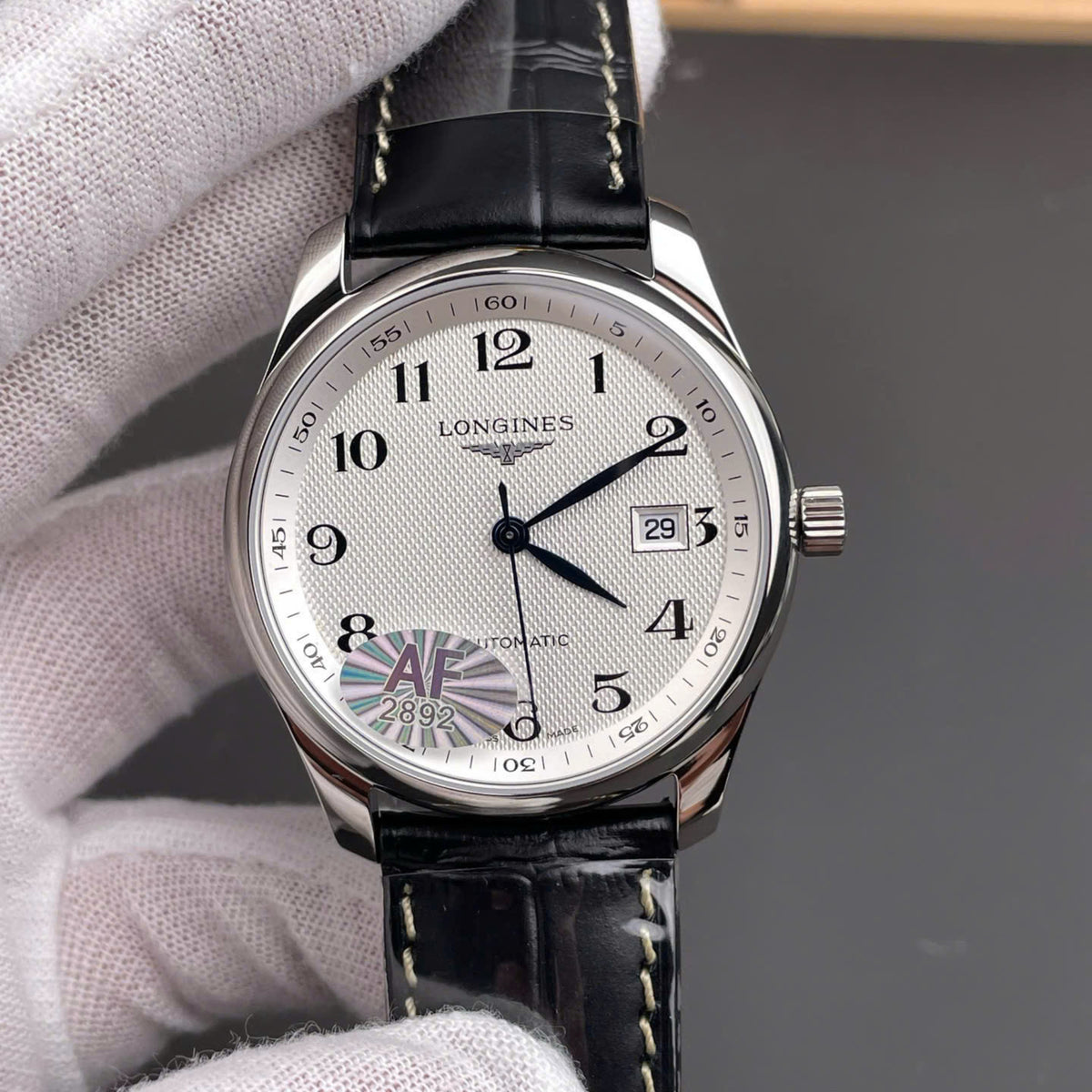 Longines Master Collection 40mm – Silver Textured Dial – Blue Hands – Swiss Automatic Watch